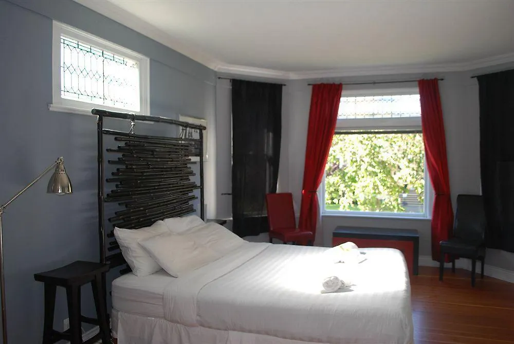 דירה ויקטוריה Ocean Island Garden Suites
