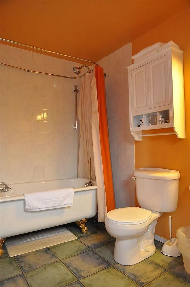 ויקטוריה Ocean Island Garden Suites 0*,  קנדה